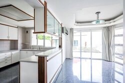 East Coast Hill (D16), Semi-Detached #497177761